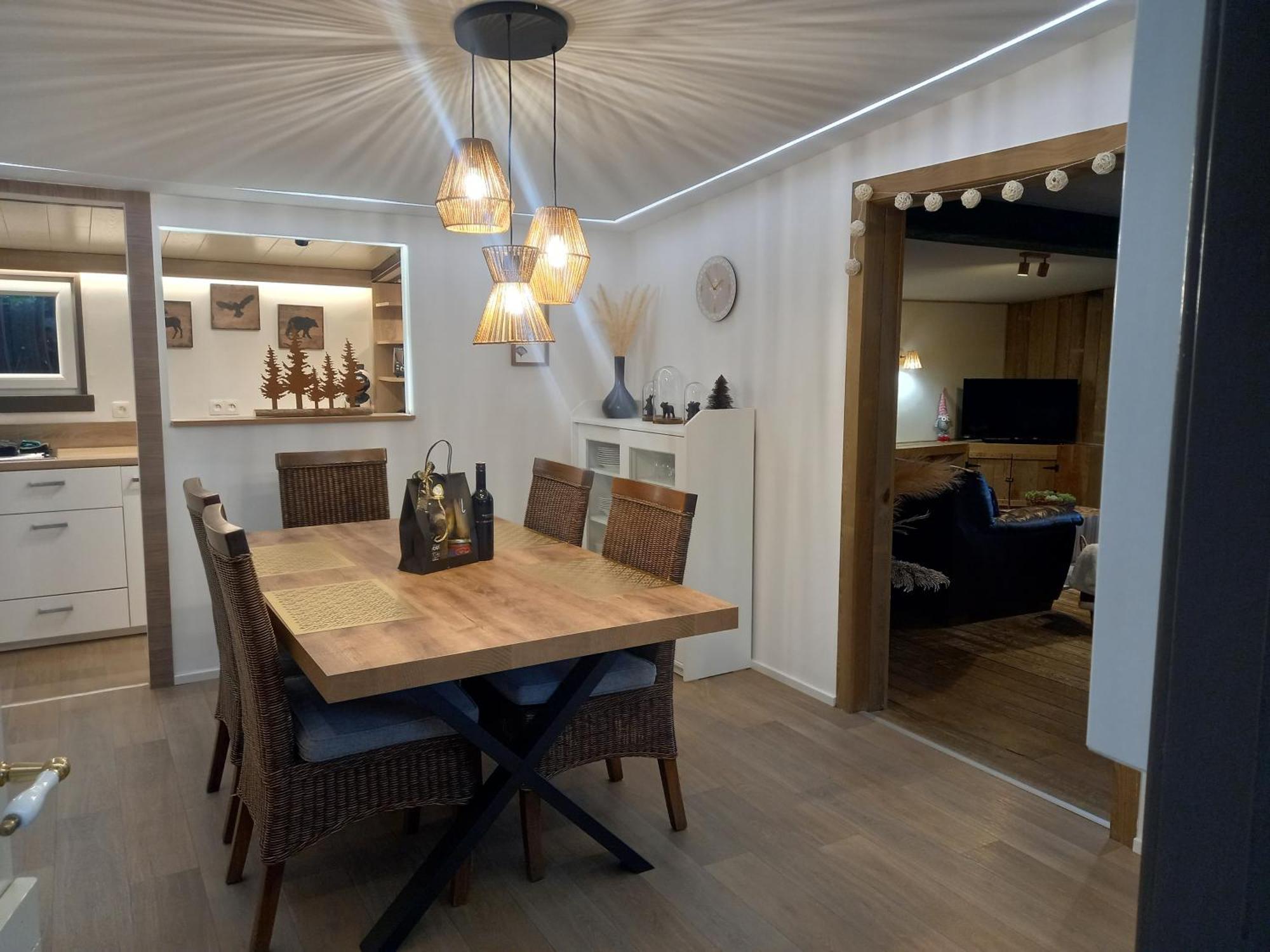 Le Chalet Du Lac Villa Робервил Екстериор снимка